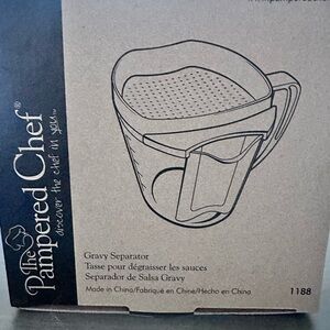 The Pampered Chef Gravy Separator NIB